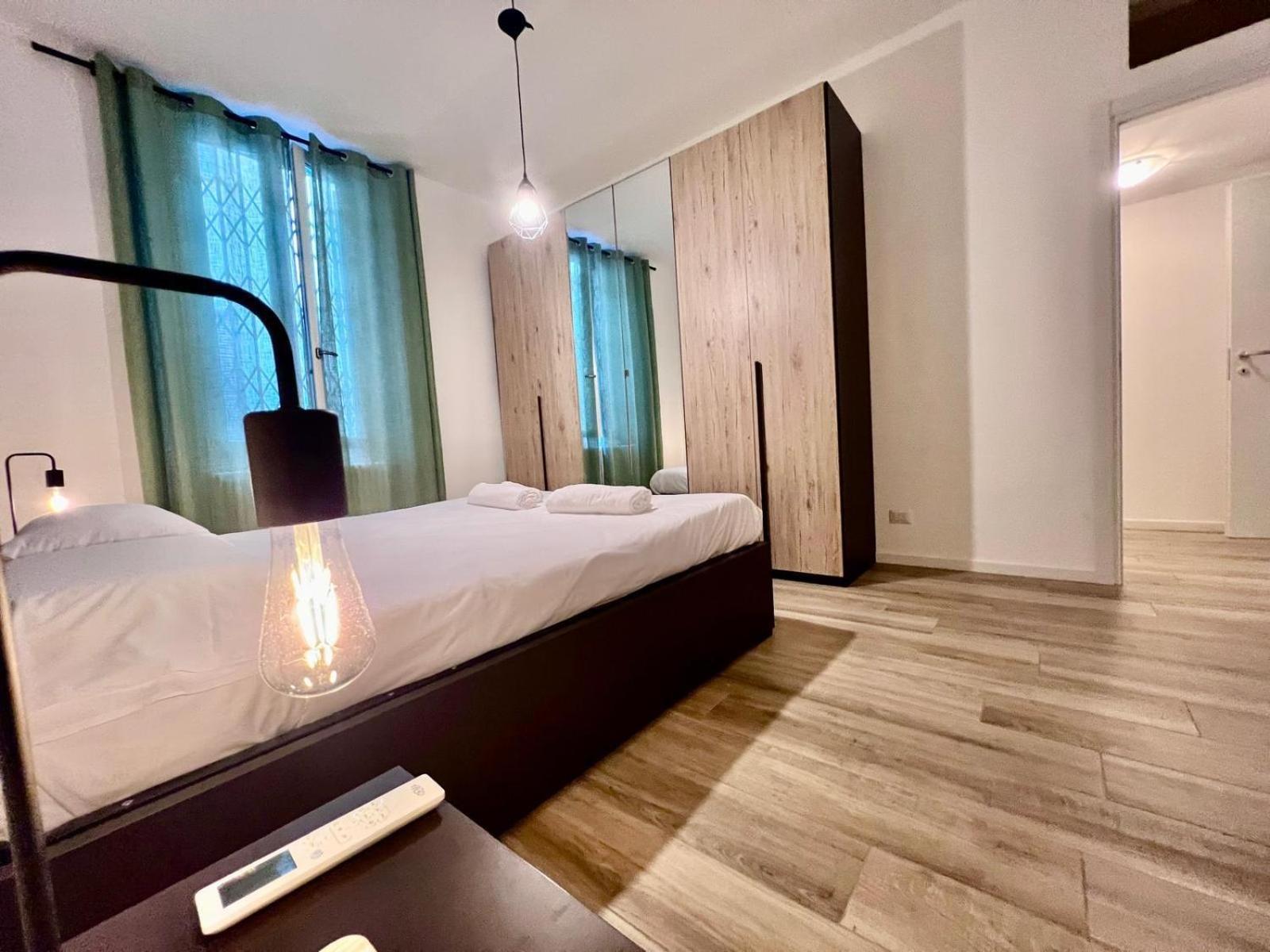 Kibilu - Via Valtellina - Quartiere Isola - Stazione Garibaldi - Monumentale - Vicinanze Brera * Mailand