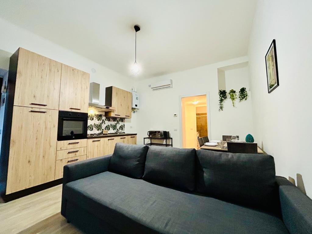 Apartment Kibilu - Via Valtellina - Quartiere Isola - Stazione Garibaldi - Monumentale - Vicinanze Brera